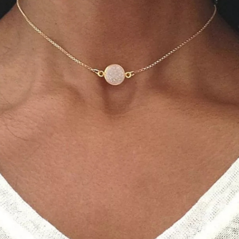 😍 Drusy stone choker